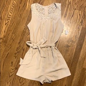 NWT Forever XXI cream jumpsuit with pockets!!
